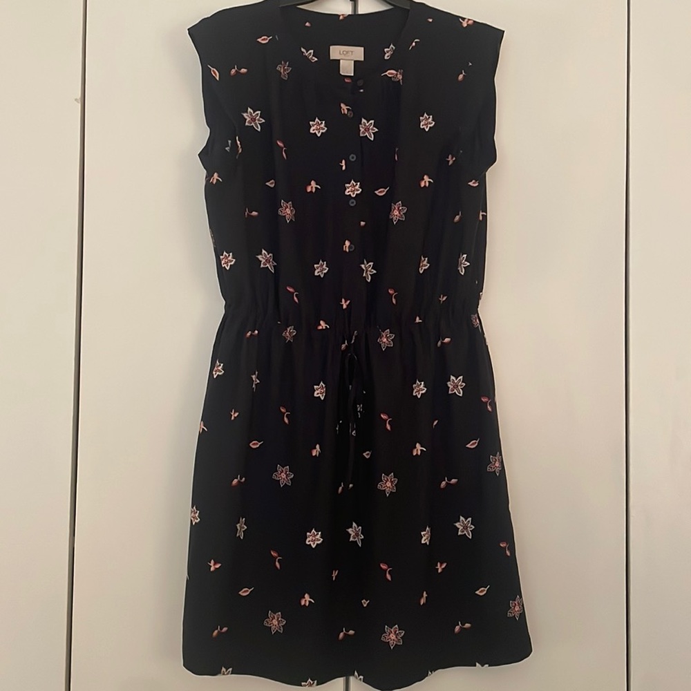 Loft size large navy dress with elastic tie waist